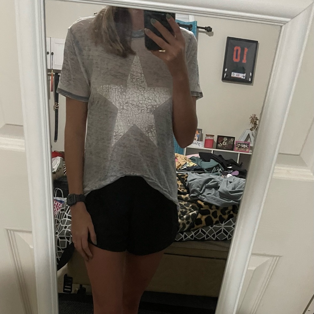 Graphic Star Tee Grey and White XSmall
